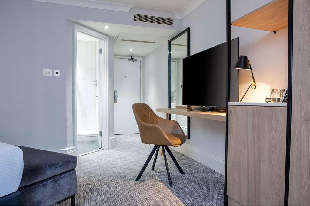 Doubletree By Hilton London Elstree Hotel Borehamwood Ruang foto