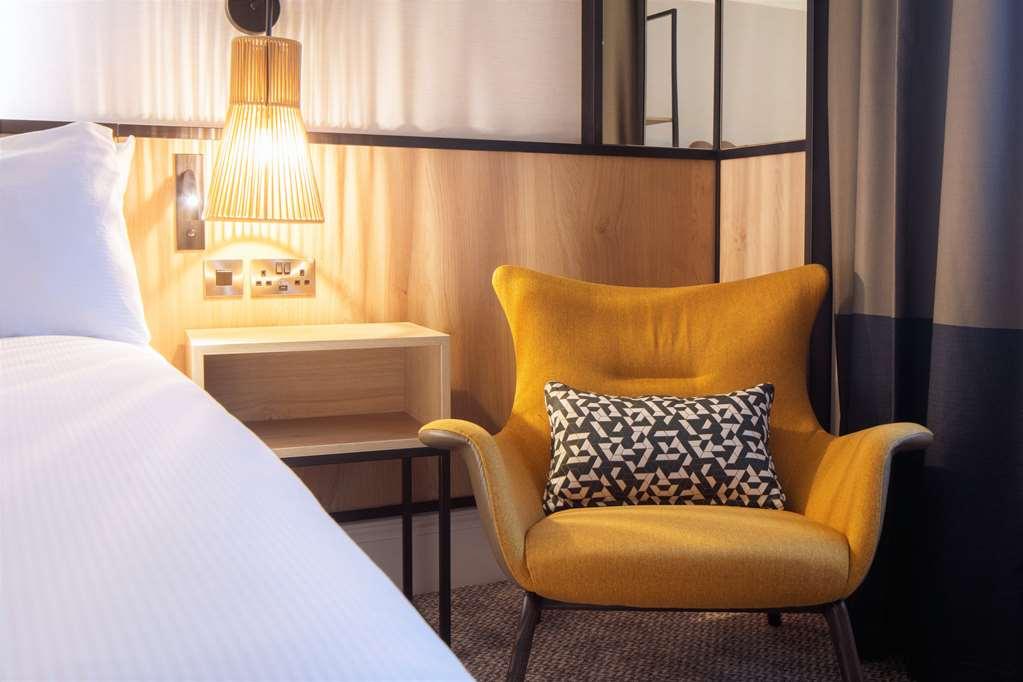 Doubletree By Hilton London Elstree Hotel Borehamwood Ruang foto