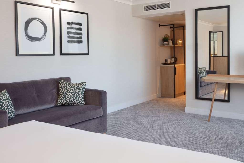 Doubletree By Hilton London Elstree Hotel Borehamwood Ruang foto