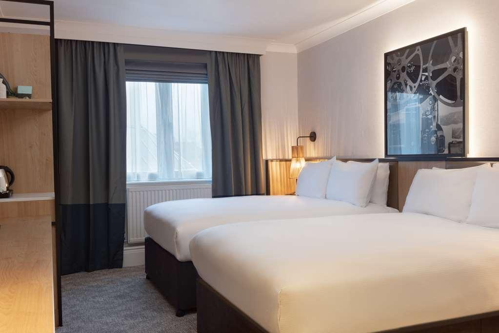 Doubletree By Hilton London Elstree Hotel Borehamwood Ruang foto