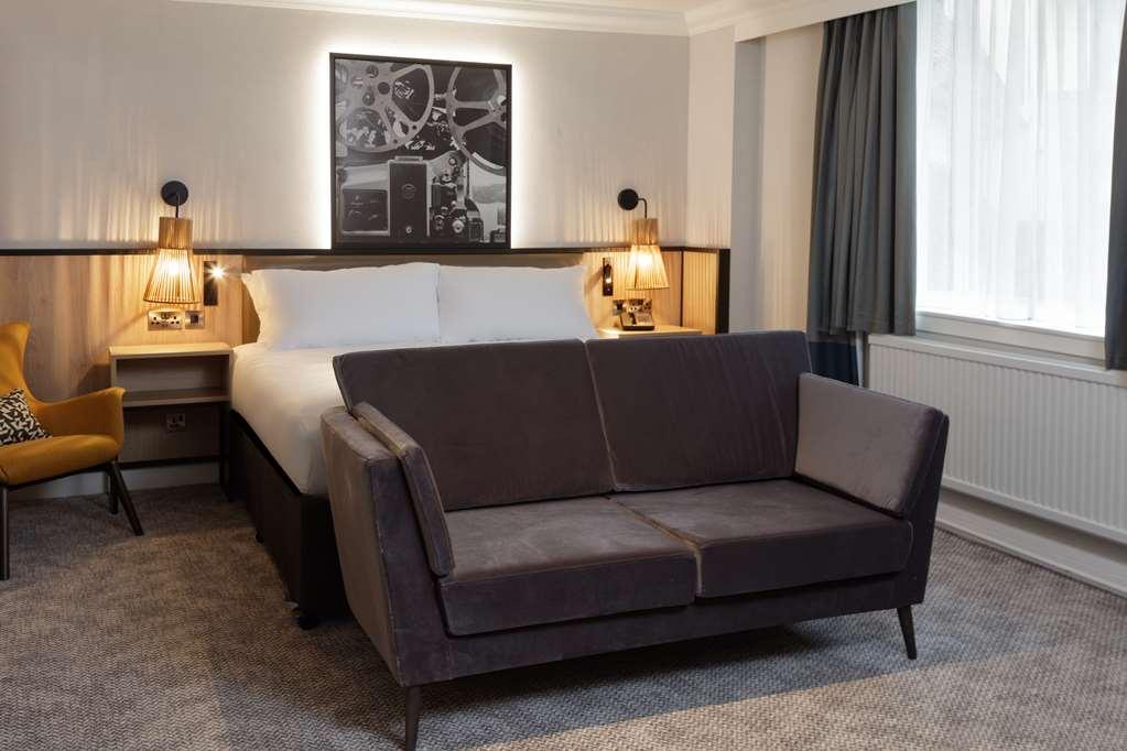 Doubletree By Hilton London Elstree Hotel Borehamwood Ruang foto